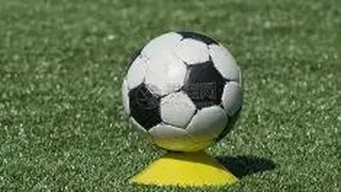 “LPL博主揭露内幕：BLG拒绝B站合作，前LPL强度界领军人物不愿吹嘘！”